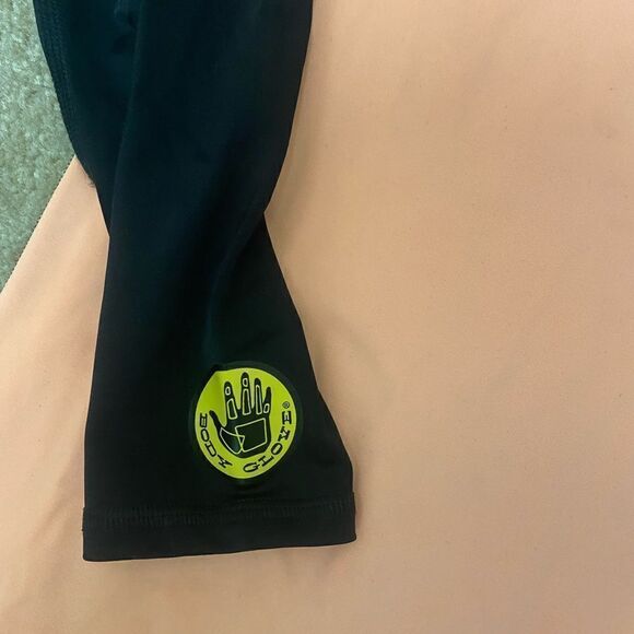 BODY GLOVE Rash Guard Long Sleeve  ACTIVEWEAR Shirt ORANGE & BLACK M - Picture 2 of 6